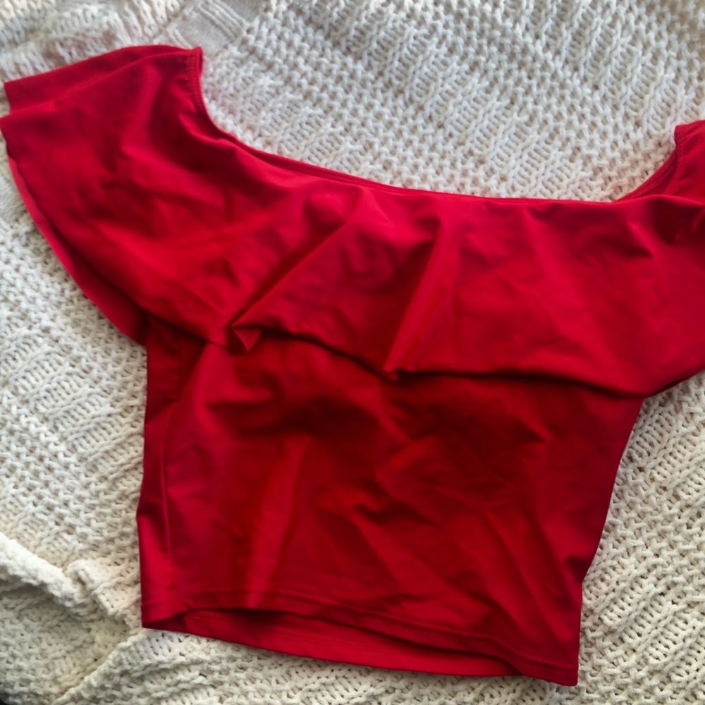 Kortni Jeane red top